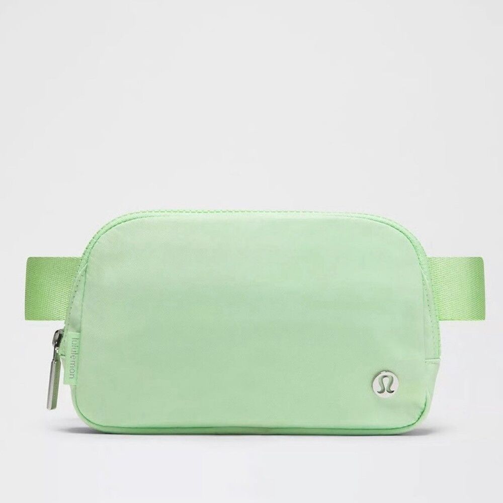 Lululemon Everywhere Belt Bag Citra Lime Green 1L NWT Crossbody Purse Sold Out